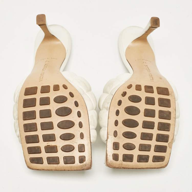 Pre Owned Bottega Veneta Cream Leather Lido Slide Sandals Size 37