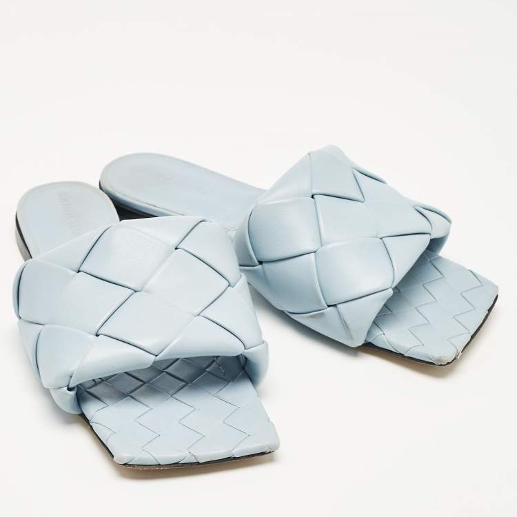 Pre Owned Bottega Veneta Blue Leather Lido Flat Sandals Size 37