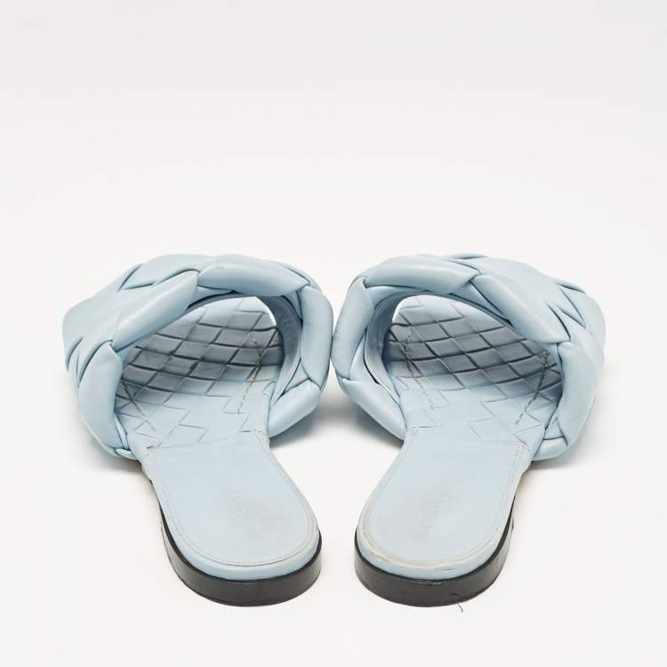 Pre Owned Bottega Veneta Blue Leather Lido Flat Sandals Size 37