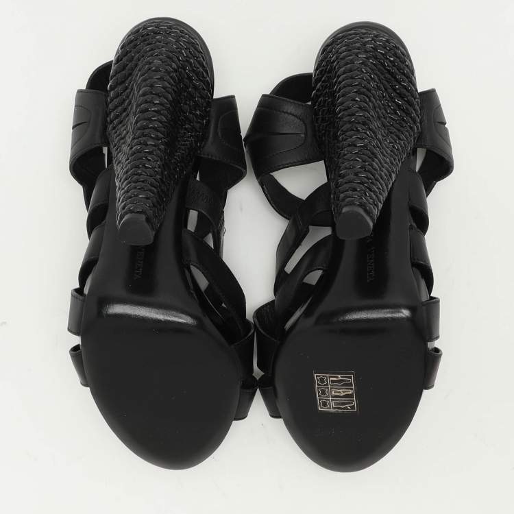Pre Owned Bottega Veneta Black Leather Strappy Sandals Size 36.5