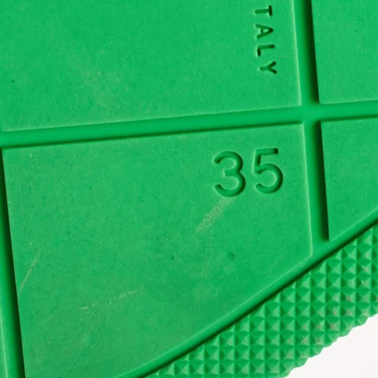 Pre Owned Bottega Veneta Green Rubber Pool Slides Size 35