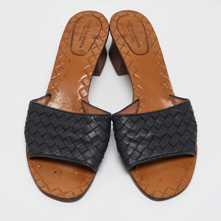 Pre Owned Bottega Veneta Black Intrecciato Leather Ravello Slide Sandals Size 39.5