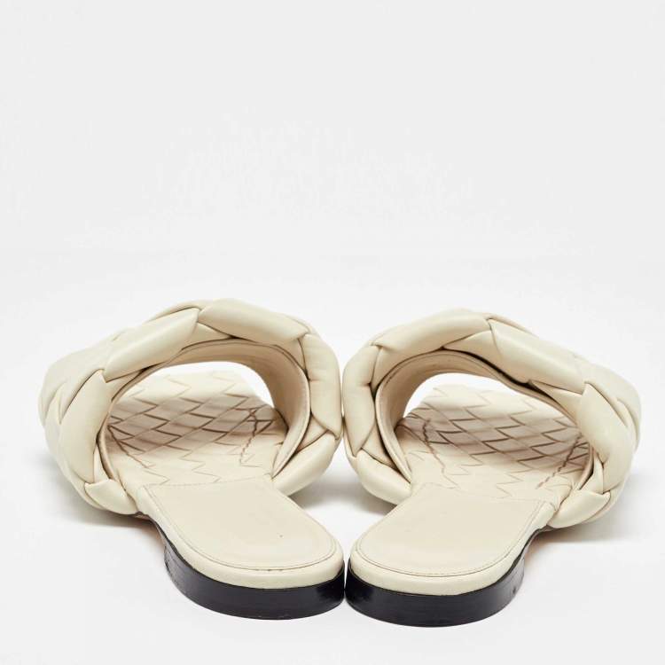 Pre Owned Bottega Veneta White Intrecciato Leather Lido Flat Slides Size 37