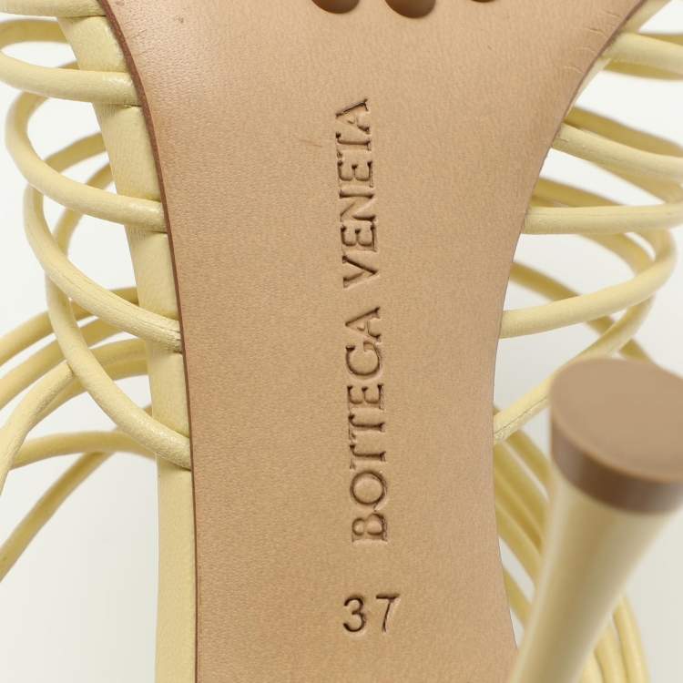 Pre Owned Bottega Veneta Yellow Leather Strappy Sandals Size 37