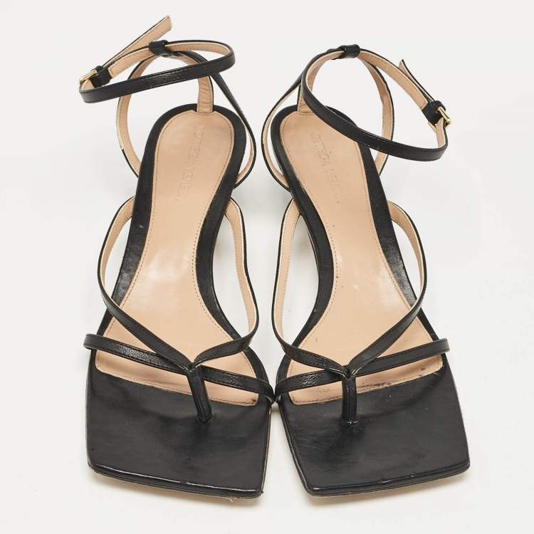 Pre Owned Bottega Veneta Black Leather Strech Ankle Strap Sandals Size 38