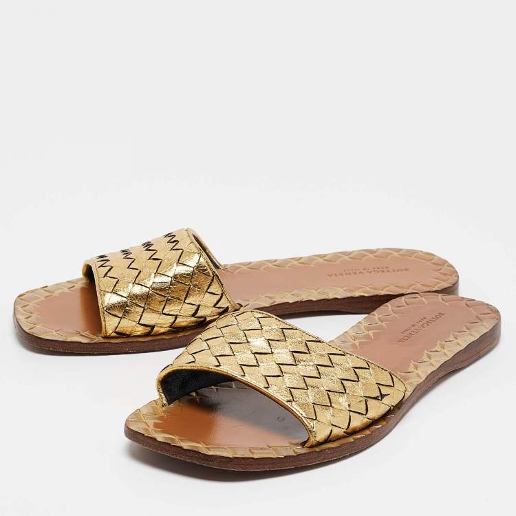 Pre Owned Bottega Veneta Gold Leather Intrecciato Flat Slides Size 36.5