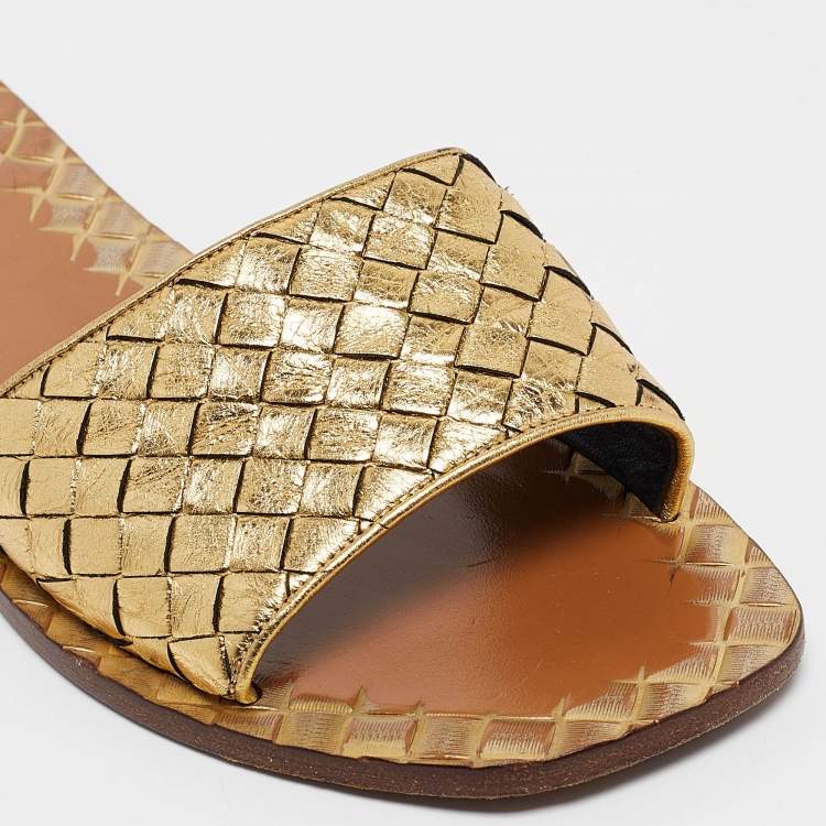 Pre Owned Bottega Veneta Gold Leather Intrecciato Flat Slides Size 36.5
