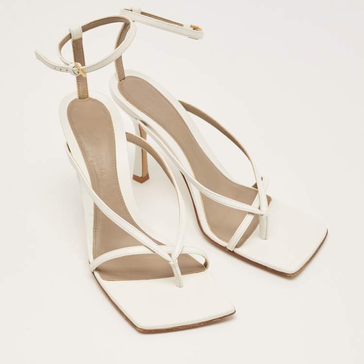 Pre Owned Bottega Veneta White Leather Stretch Ankle Strap Sandals Size 37.5