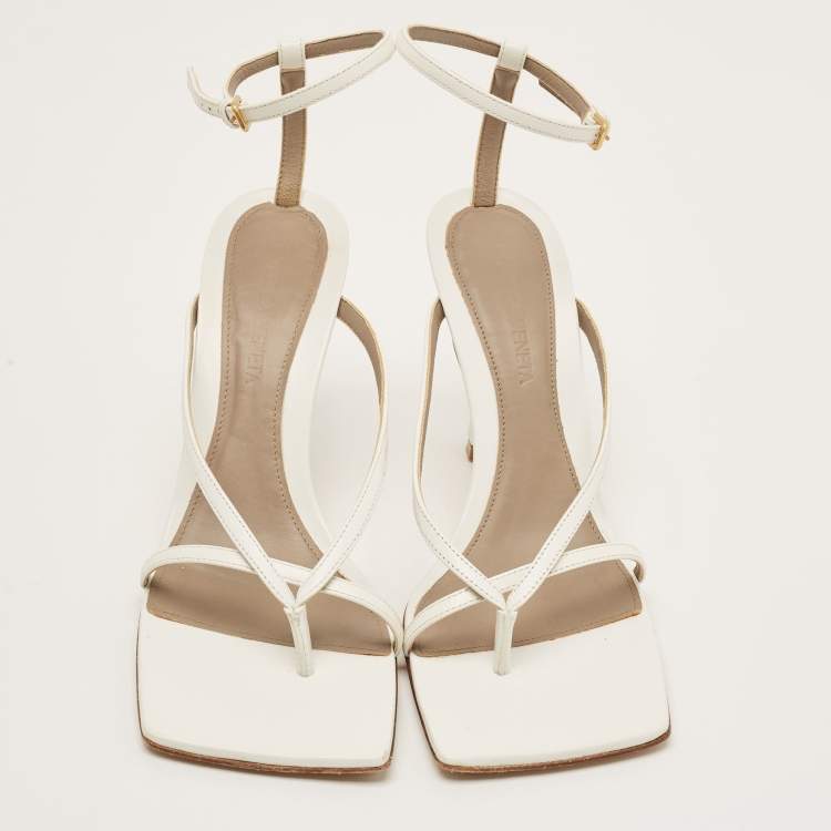 Pre Owned Bottega Veneta White Leather Stretch Ankle Strap Sandals Size 37.5