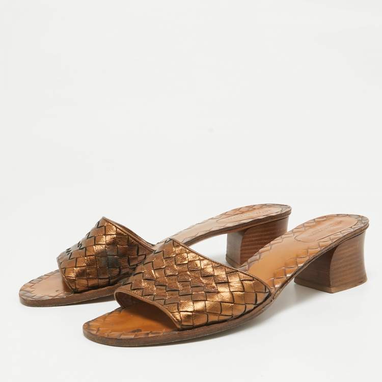 Pre Owned Bottega Veneta Metallic Intrecciato Leather Ravello Slide Sandals Size 40.5