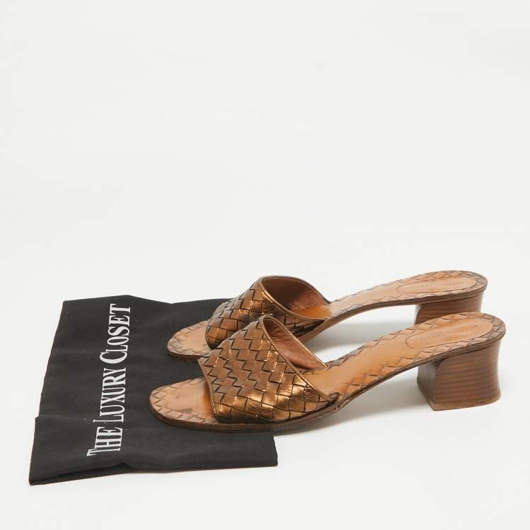 Pre Owned Bottega Veneta Metallic Intrecciato Leather Ravello Slide Sandals Size 40.5