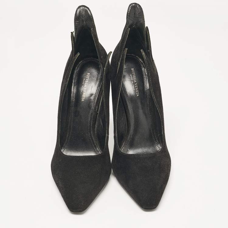 Pre Owned Bottega Veneta Black Suede Pumps Size 38