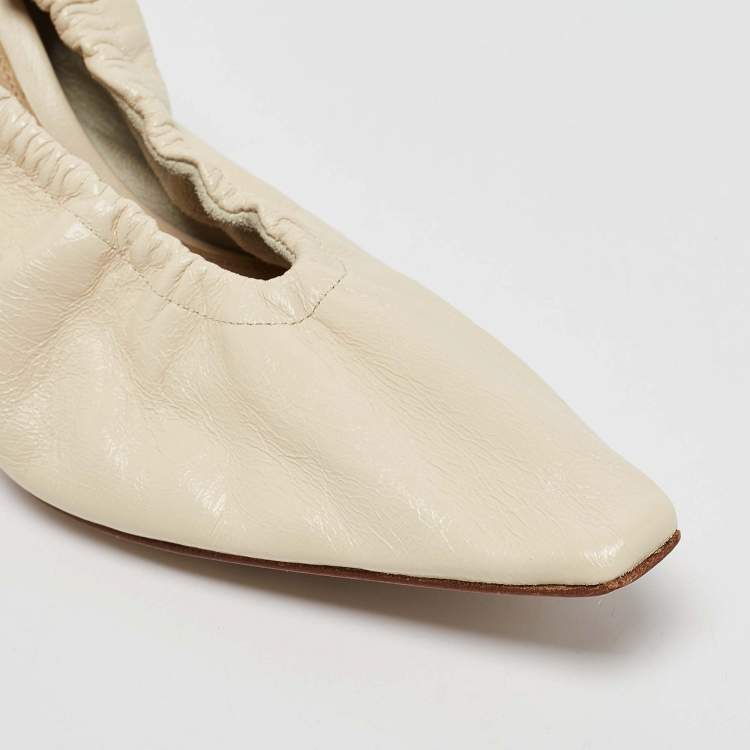 Pre Owned Bottega Veneta Cream Leather Plexiglass Almond Pumps Size 37