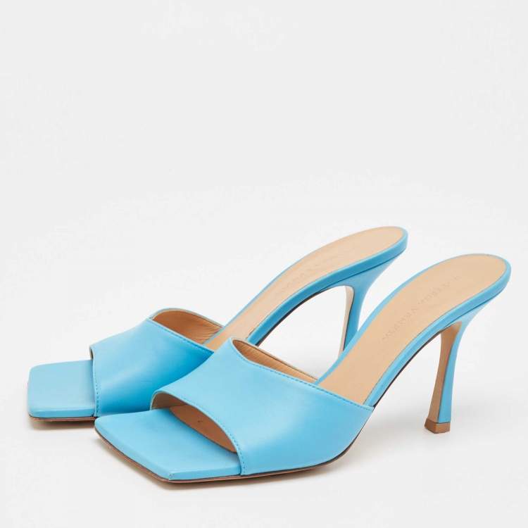 Pre Owned Bottega Veneta Blue Leather Stretch Slide Sandals Size 39