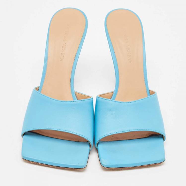 Pre Owned Bottega Veneta Blue Leather Stretch Slide Sandals Size 39