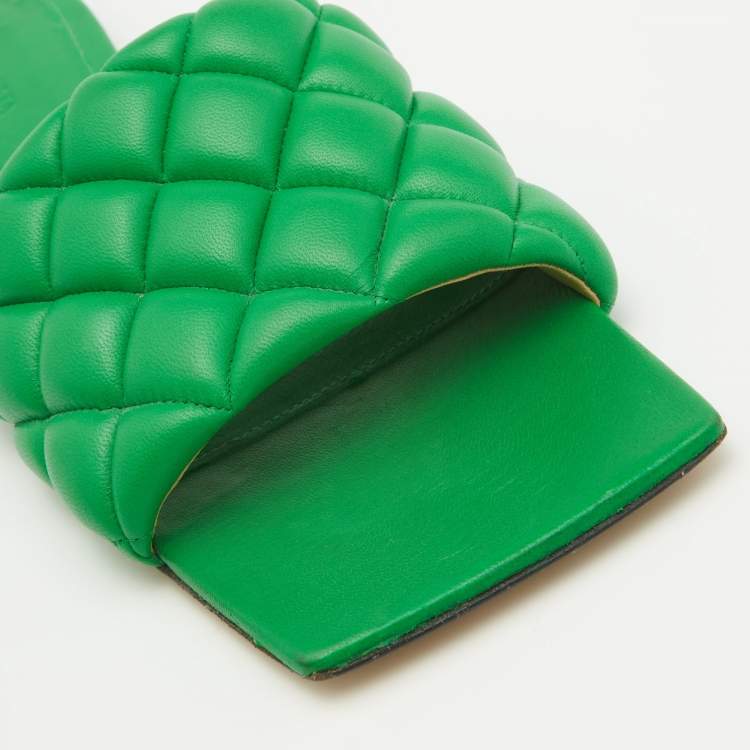 مملوكة مسبقًا Bottega Veneta Green Quilted Leather Flat Slides Size 42