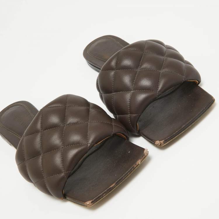 Pre Owned Bottega Veneta Brown Leather Cassette Padded Flat Sandals Size 37