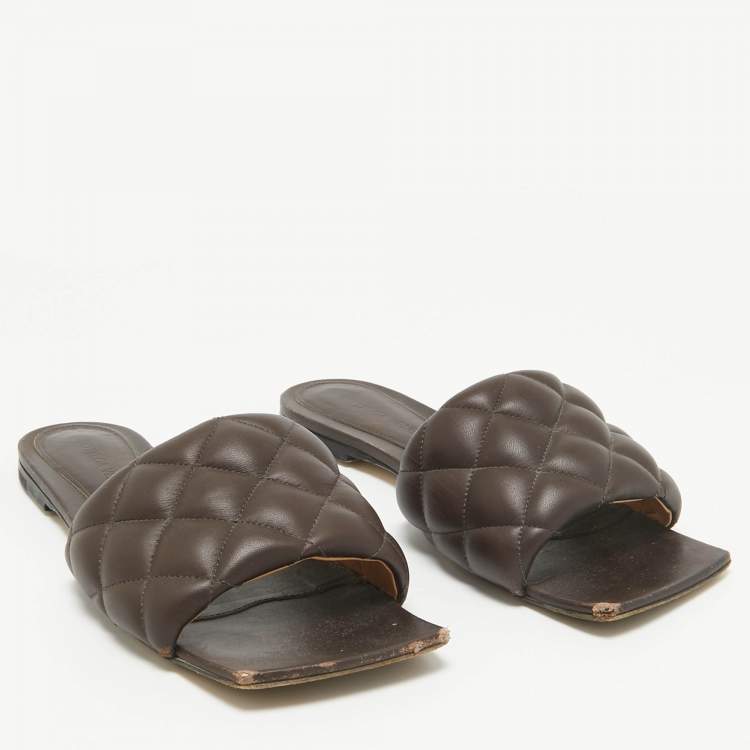 Pre Owned Bottega Veneta Brown Leather Cassette Padded Flat Sandals Size 37
