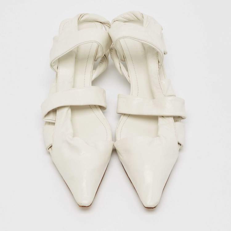 Pre Owned Bottega Veneta White Leather Point Toe Kitten Slingback Pumps Size 41
