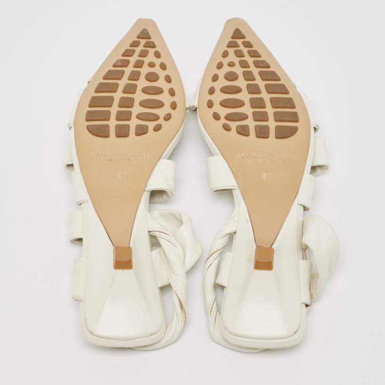 Pre Owned Bottega Veneta White Leather Point Toe Kitten Slingback Pumps Size 41