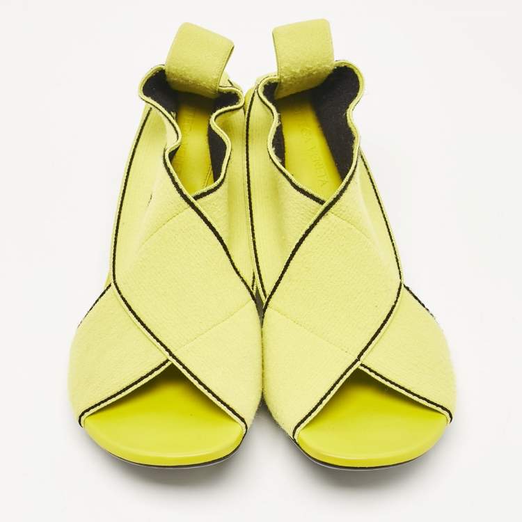 Pre Owned Bottega Veneta Yellow Fabric Flex Sandals Size 38