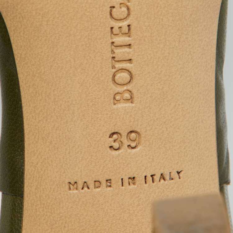 مملوكة مسبقًا Bottega Veneta Olive Green Leather Lido Open Toe Slide Sandals Size 39