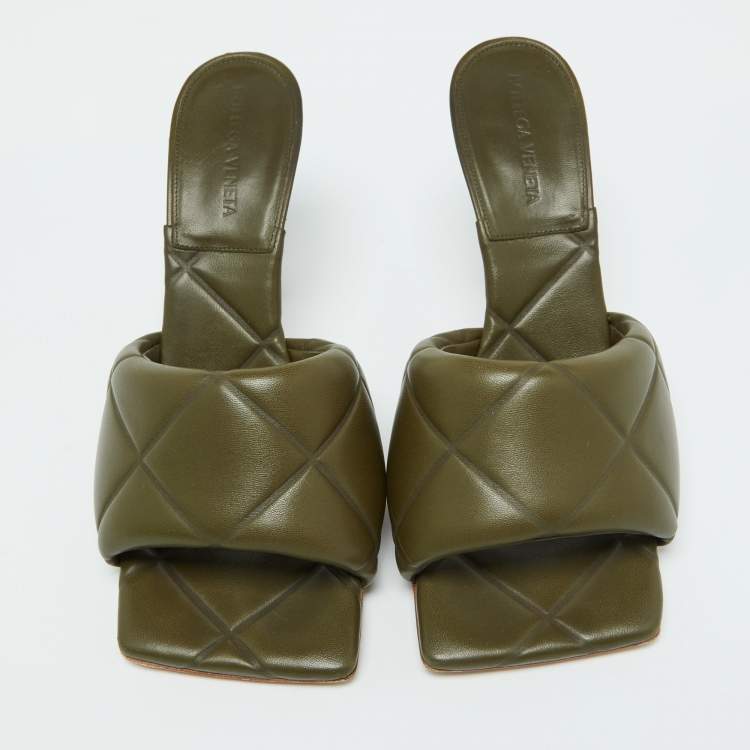 مملوكة مسبقًا Bottega Veneta Olive Green Leather Lido Open Toe Slide Sandals Size 39