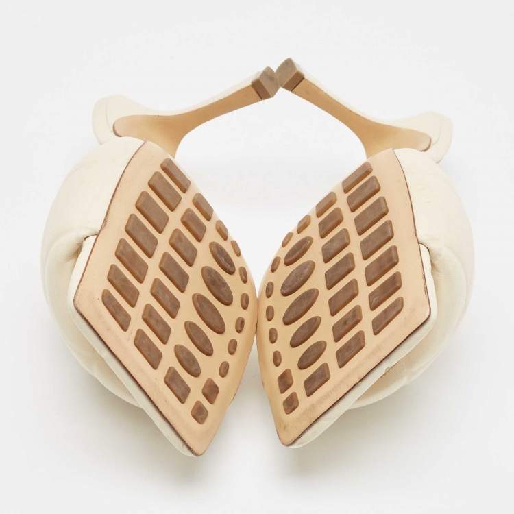 Pre Owned Bottega Veneta Cream Quilted Leather Lido Slide Sandals Size 38.5