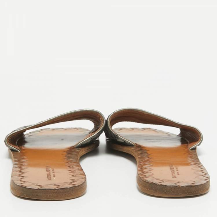 Pre Owned Bottega Veneta Metallic Grey Intrecciato Leather Flat Slides Size 39