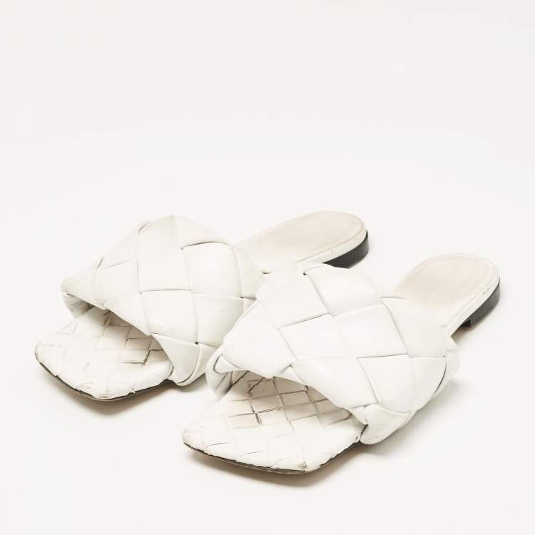 Pre Owned Bottega Veneta White Woven Leather Lido Flat Slides Size 37.5