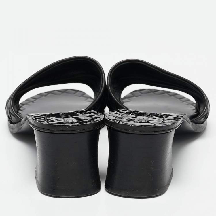 Pre Owned Bottega Veneta Black Intrecciato Leather Slide Sandals Size 40.5