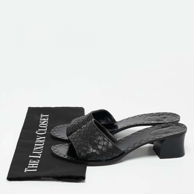 Pre Owned Bottega Veneta Black Intrecciato Leather Slide Sandals Size 40.5