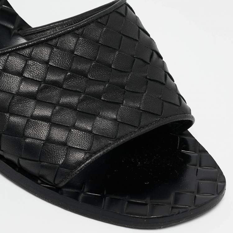 Pre Owned Bottega Veneta Black Intrecciato Leather Slide Sandals Size 40.5