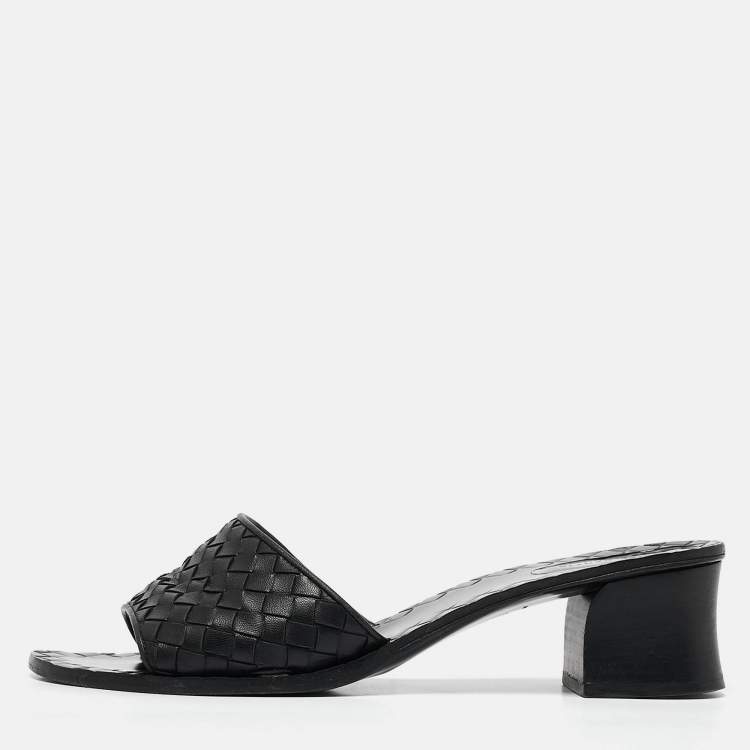 Pre Owned Bottega Veneta Black Intrecciato Leather Slide Sandals Size 40.5