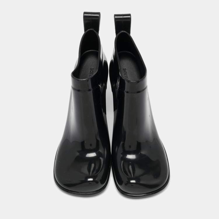 Pre Owned Bottega Veneta Black Rubber Ankle Boots Size 39