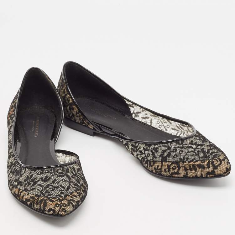 Pre Owned Bottega Veneta Black Lace and Patent Leather Ballet Flats Size 36.5