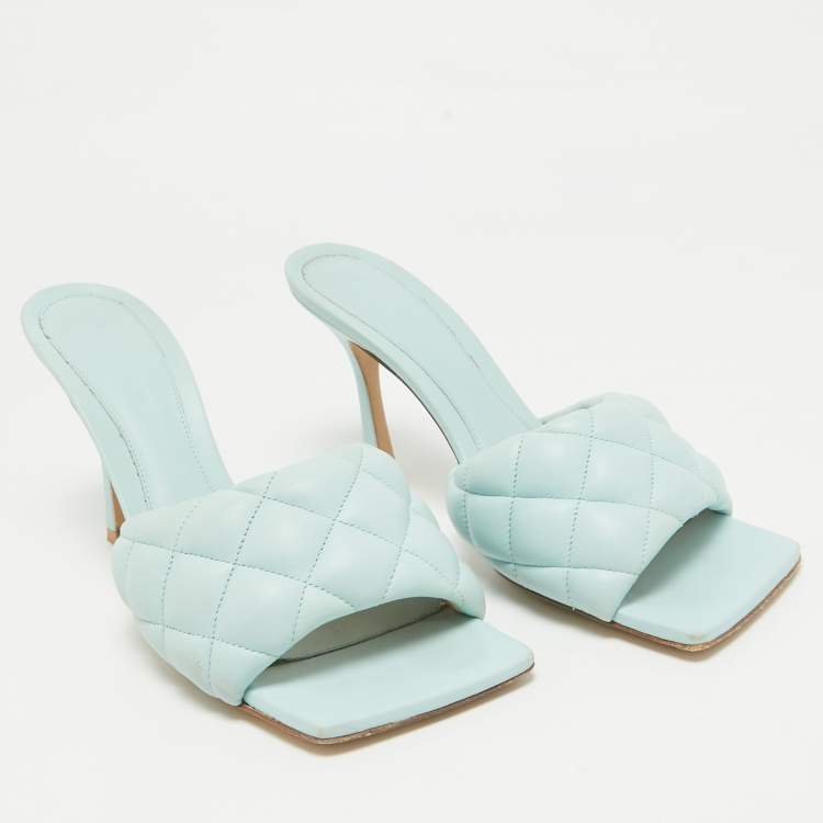 Pre Owned Bottega Veneta Blue Quilted Leather Lido Slide Sandals Size 39
