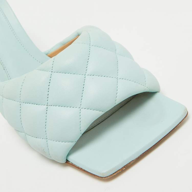Pre Owned Bottega Veneta Blue Quilted Leather Lido Slide Sandals Size 39