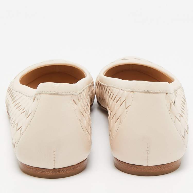 مملوكة مسبقًا Bottega Veneta Light Pink Intrecciato Leather Ballet Flats Size 36.5