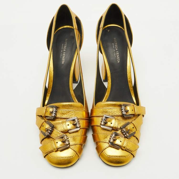 Pre Owned Bottega Veneta Gold Leather Buckle Detail Block Heel Pumps Size 36