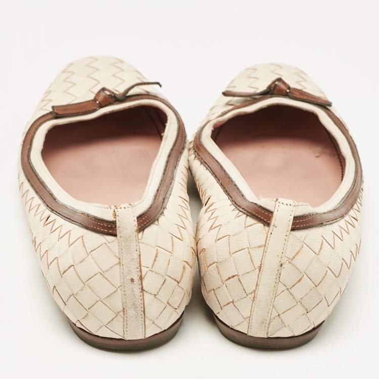 Pre Owned Bottega Veneta Cream Woven Leather Intrecciato Ballet Flats Size 36