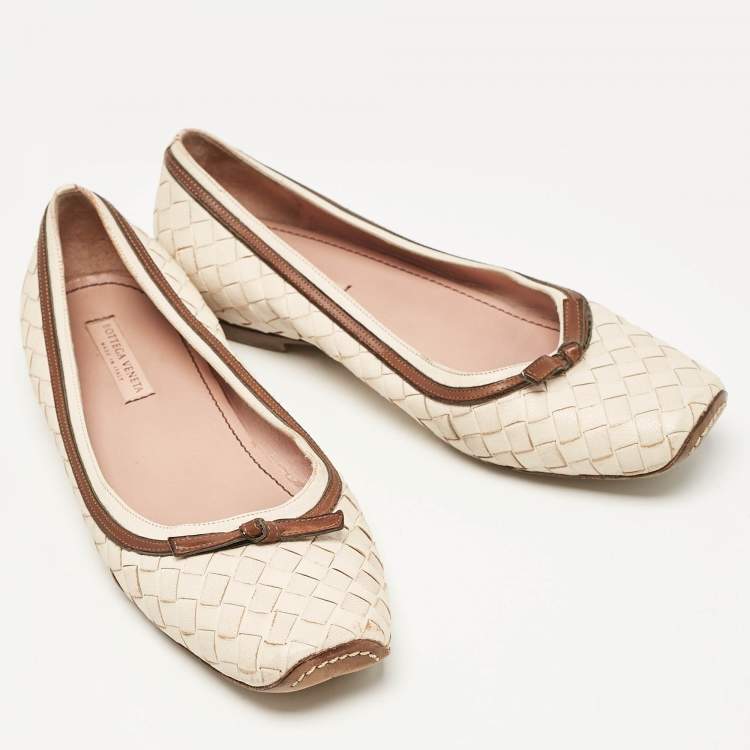 Pre Owned Bottega Veneta Cream Woven Leather Intrecciato Ballet Flats Size 36