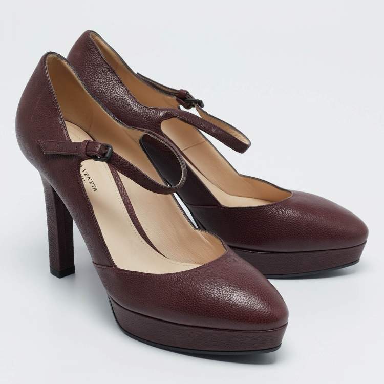 Pre Owned Bottega Veneta Burgundy Leather Mary Jane Platform Pumps Size 38