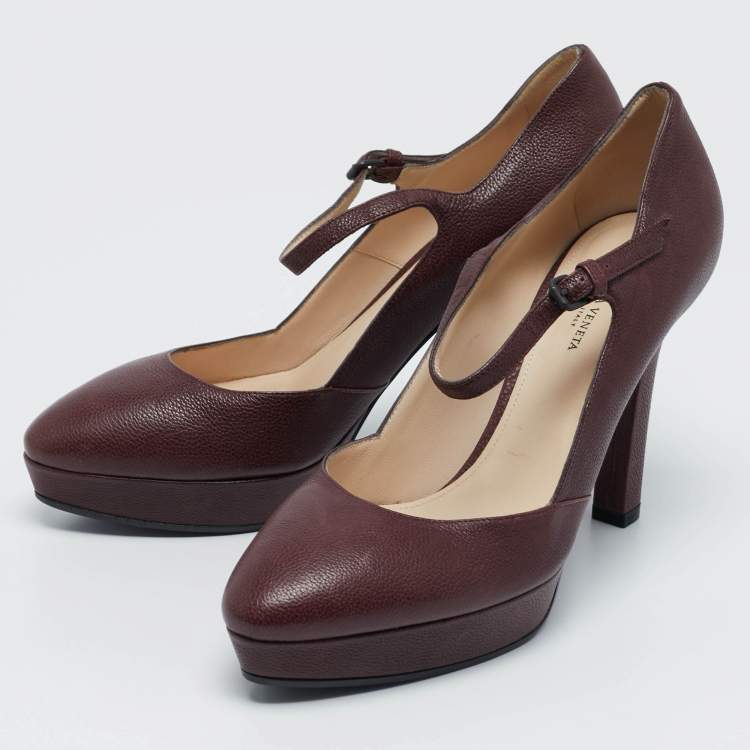 Pre Owned Bottega Veneta Burgundy Leather Mary Jane Platform Pumps Size 38