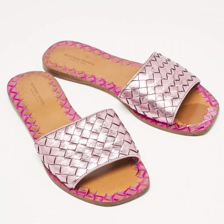 Pre Owned Bottega Veneta Rose Pink Intrecciato Leather Flat Sandals Size 37.5