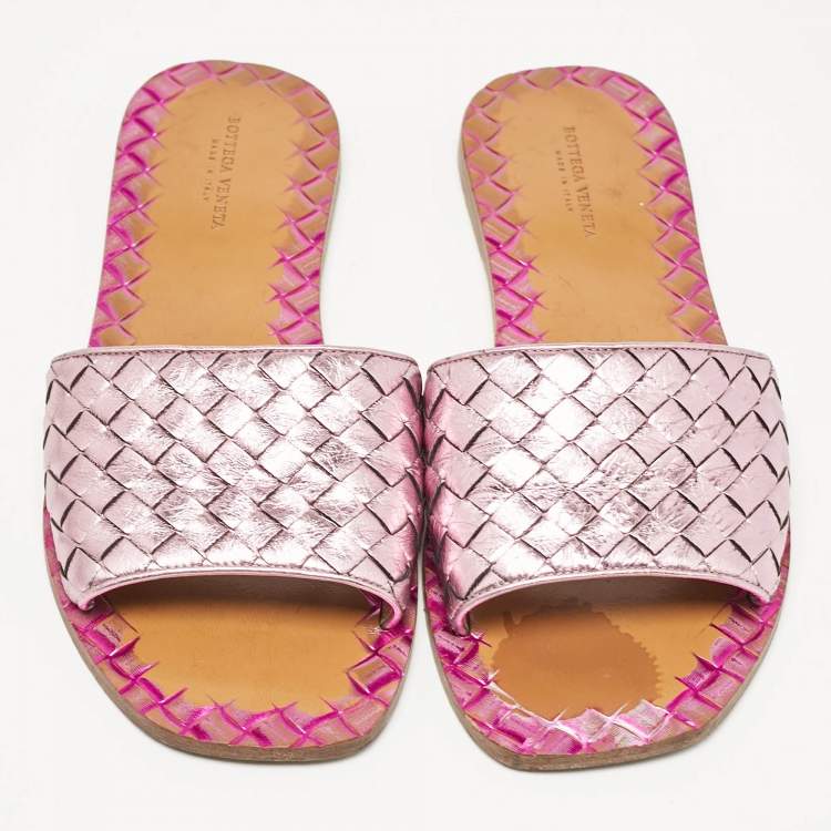 Pre Owned Bottega Veneta Rose Pink Intrecciato Leather Flat Sandals Size 37.5