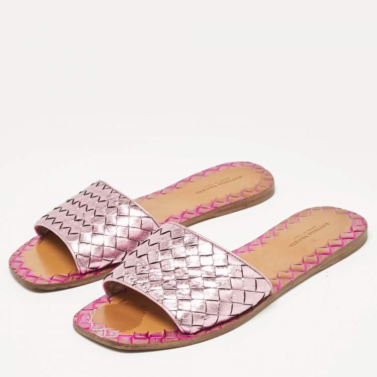 Pre Owned Bottega Veneta Rose Pink Intrecciato Leather Flat Sandals Size 37.5