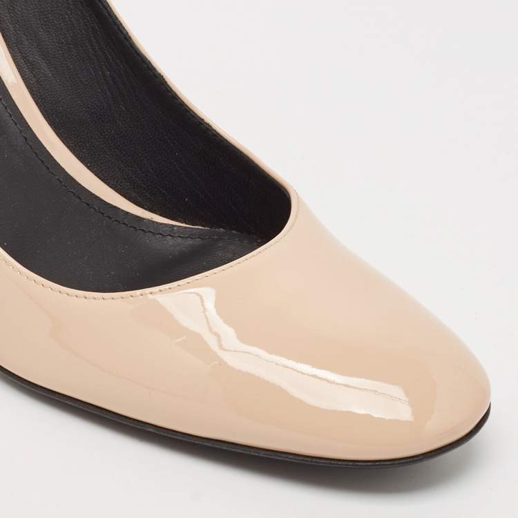 Pre Owned Bottega Veneta Beige Patent Leather Round Toe Pumps Size 39