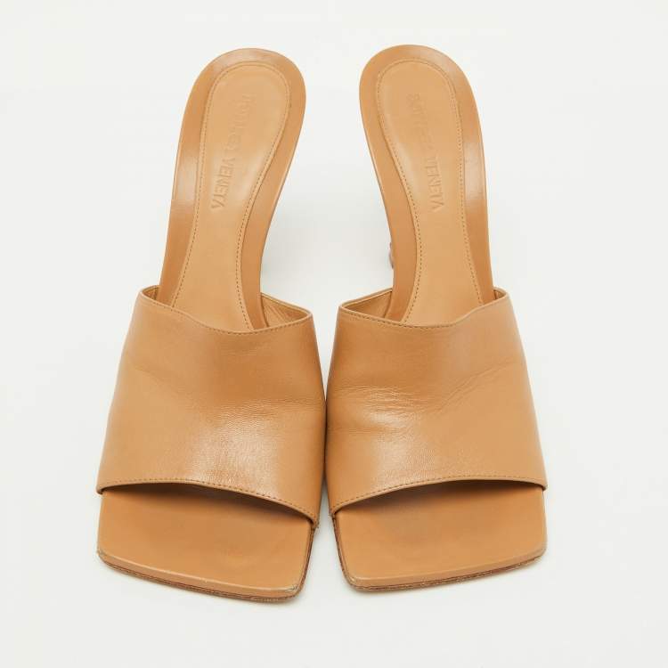 Pre Owned Bottega Veneta Light Brown Leather Stretch Slide Sandals Size 38
