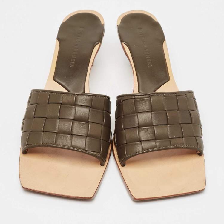 Pre Owned Bottega Veneta Dark Brown Intrecciato Leather Square Toe Slide Sandals Size 38.5